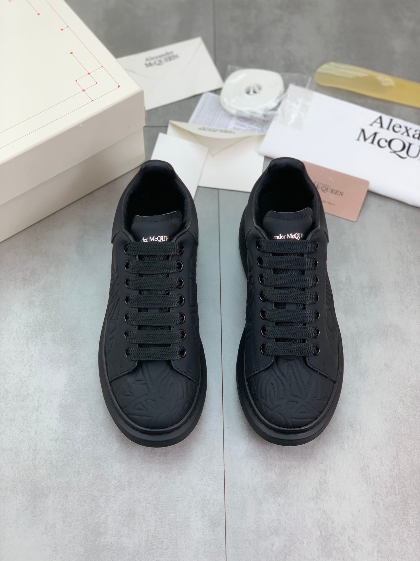 Alexander Mcqueen -031shores
