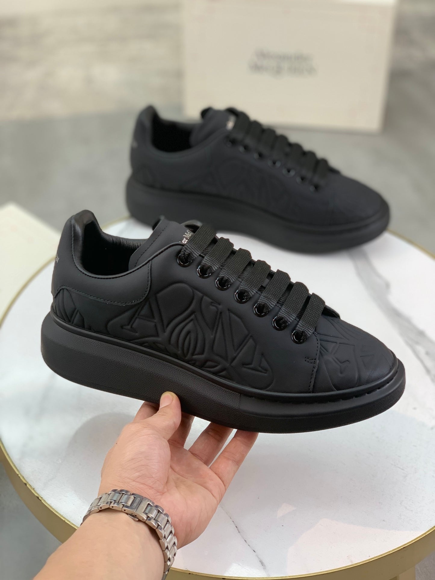 Alexander Mcqueen -031shores