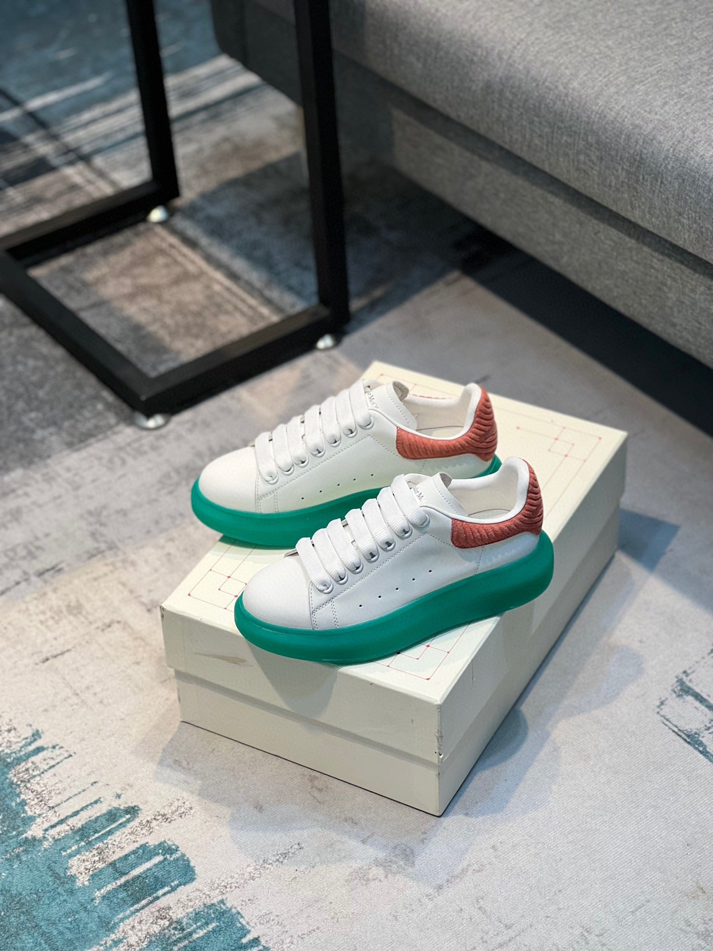 Alexander Mcqueen -034shores