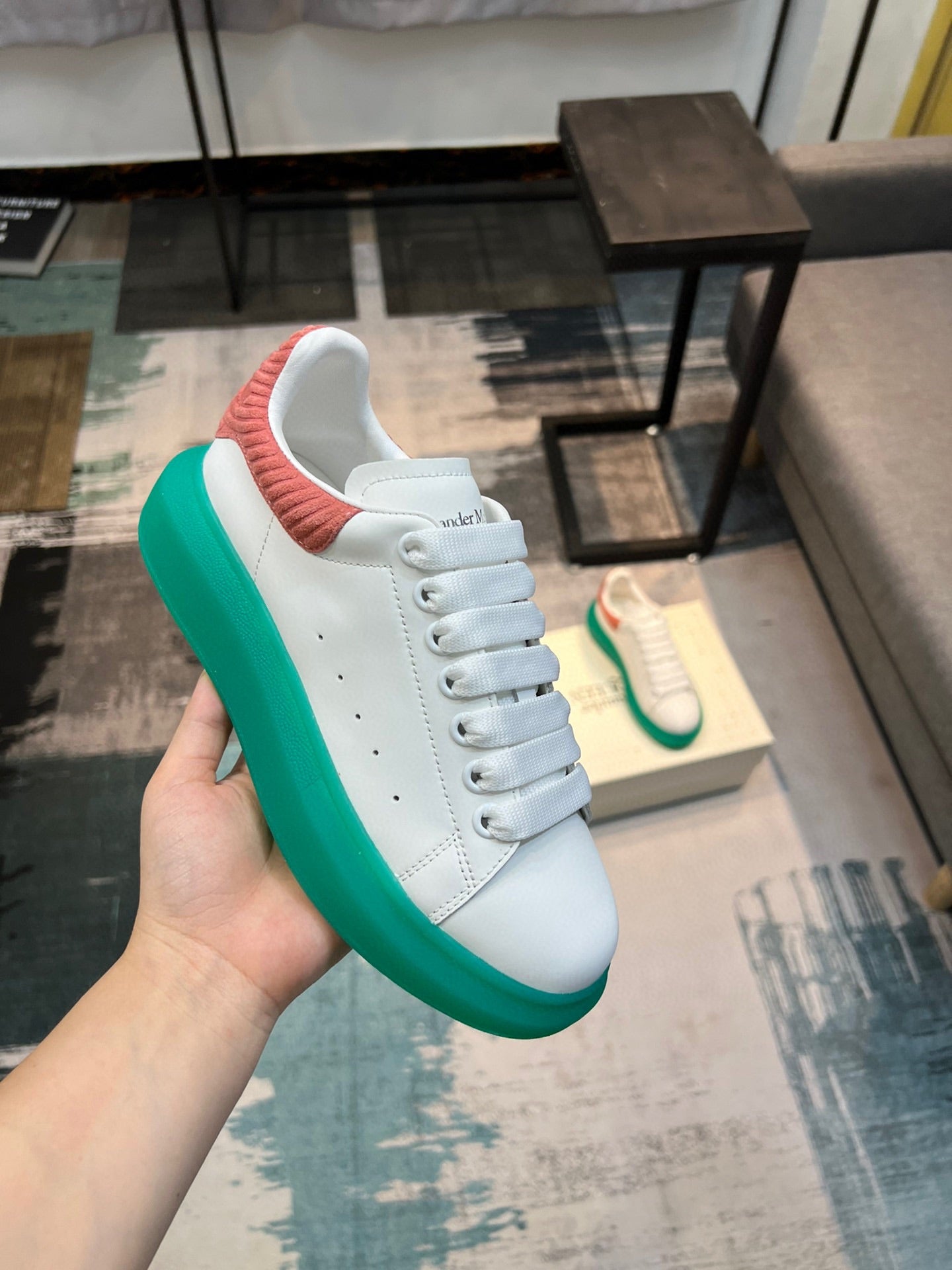Alexander Mcqueen -034shores
