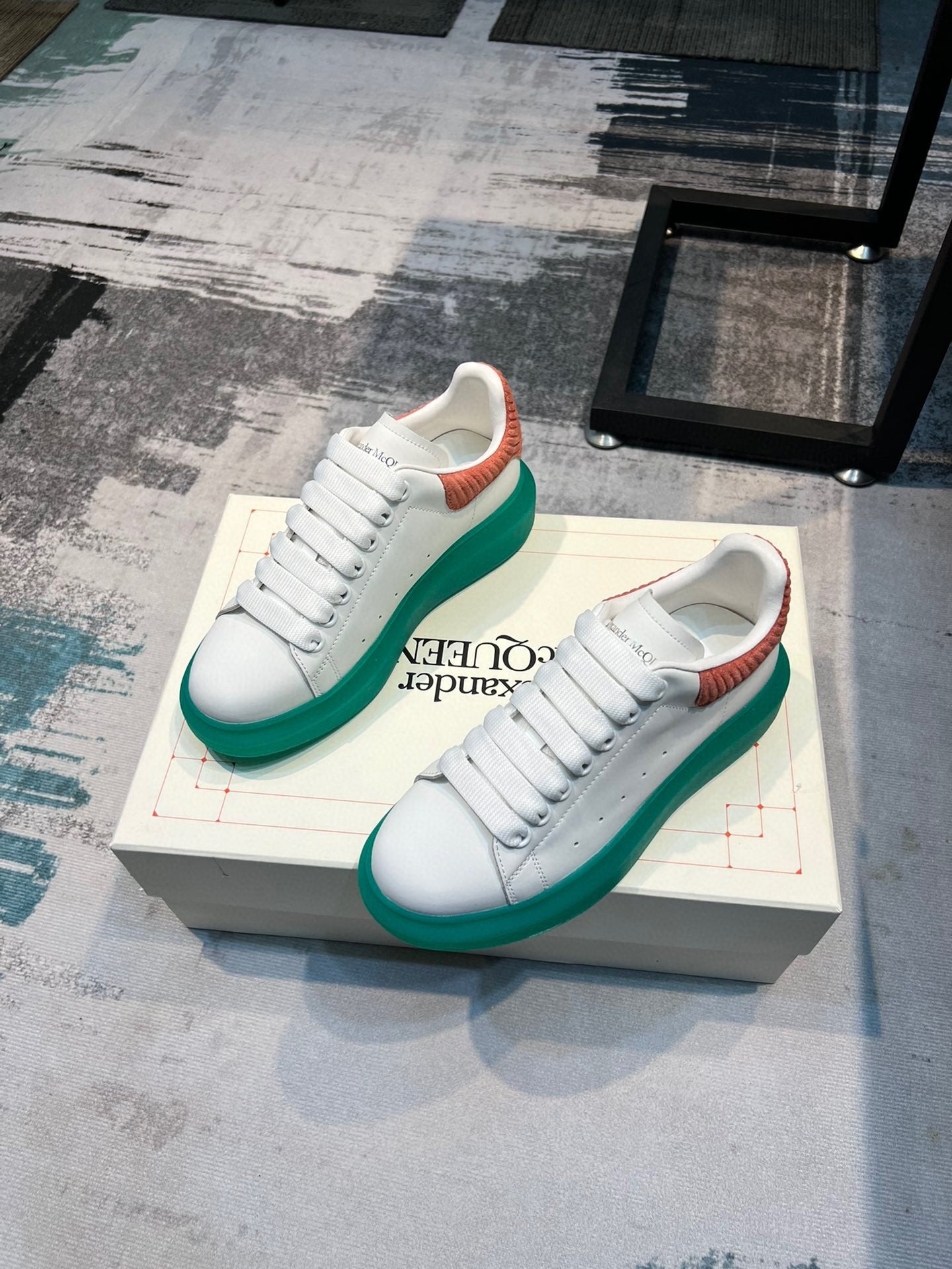 Alexander Mcqueen -034shores