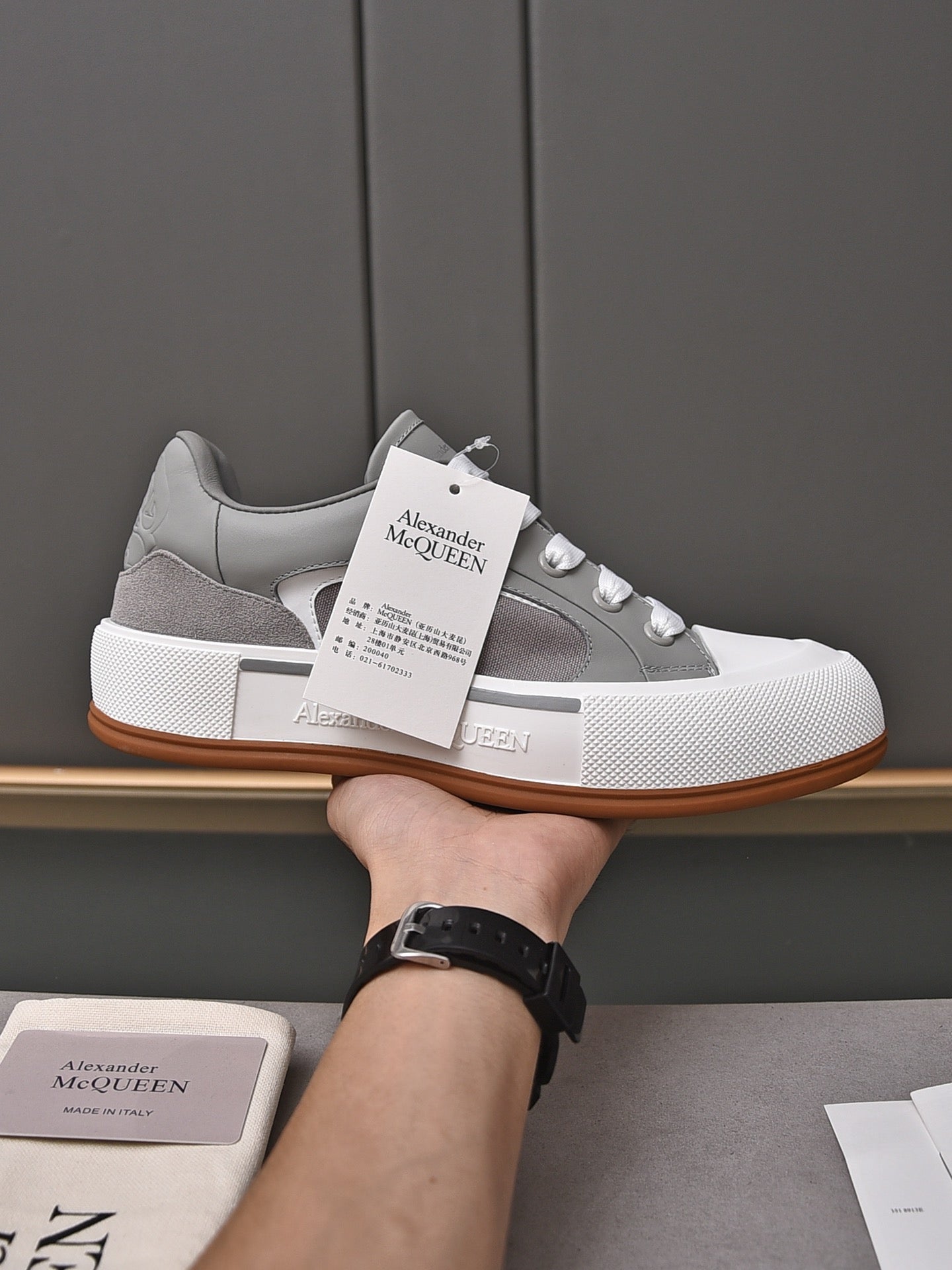 Alexander Mcqueen -038shores