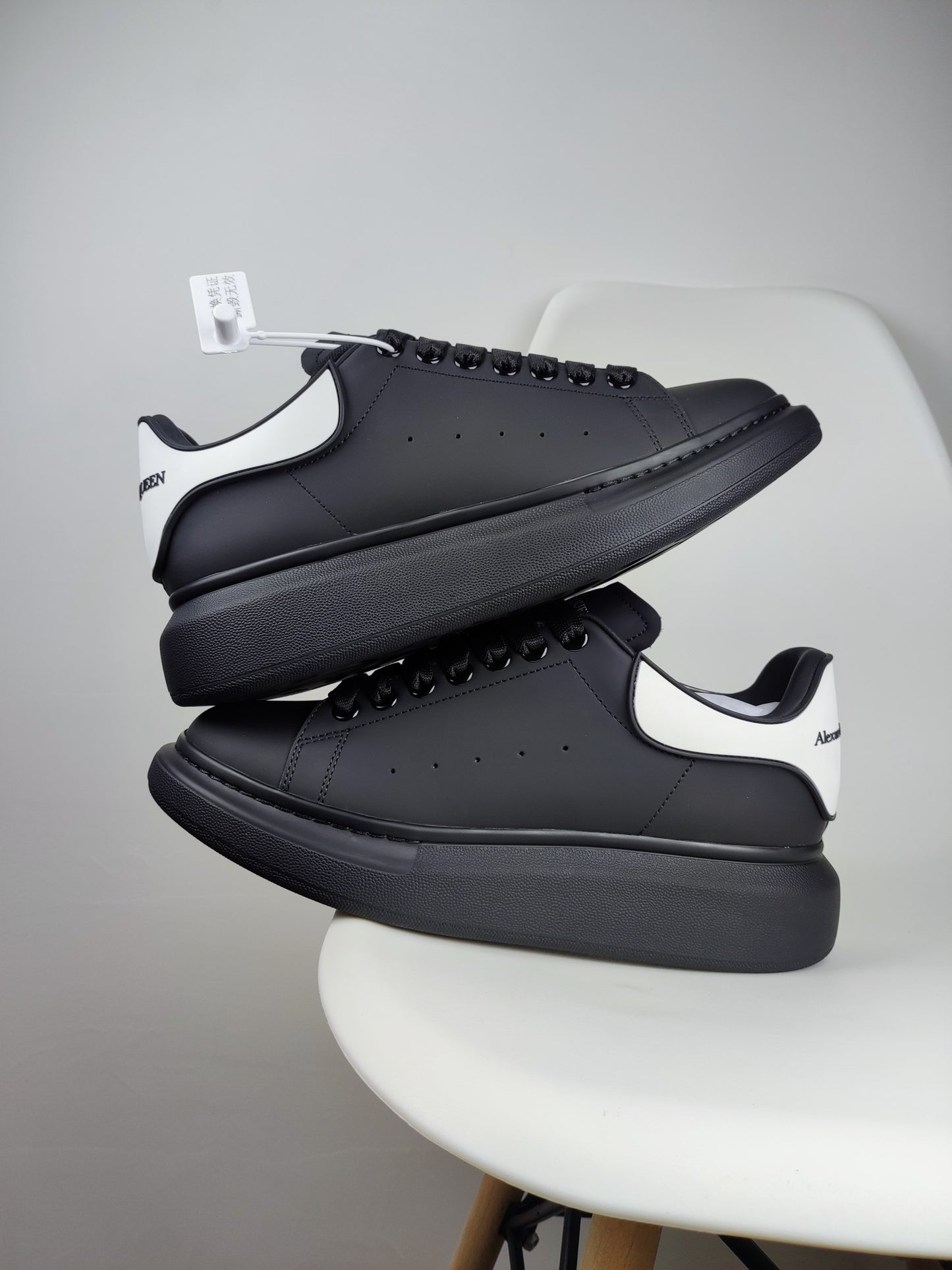 Alexander Mcqueen -042shores