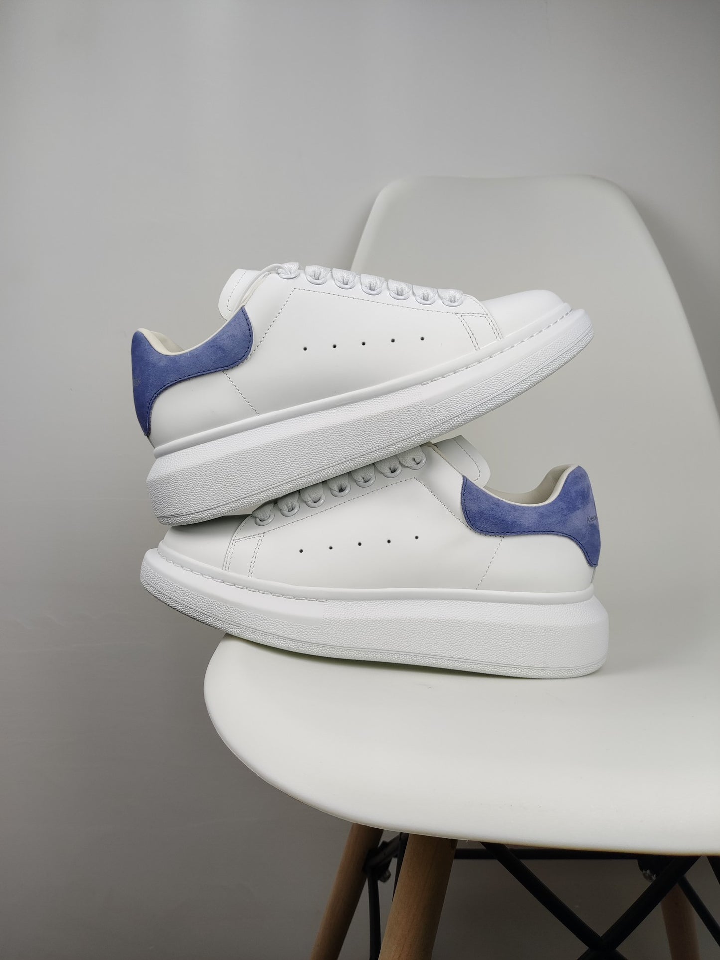 Alexander Mcqueen -044shores