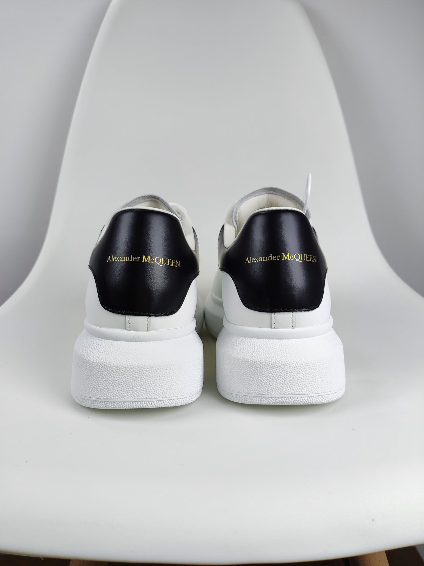 Alexander Mcqueen -045shores
