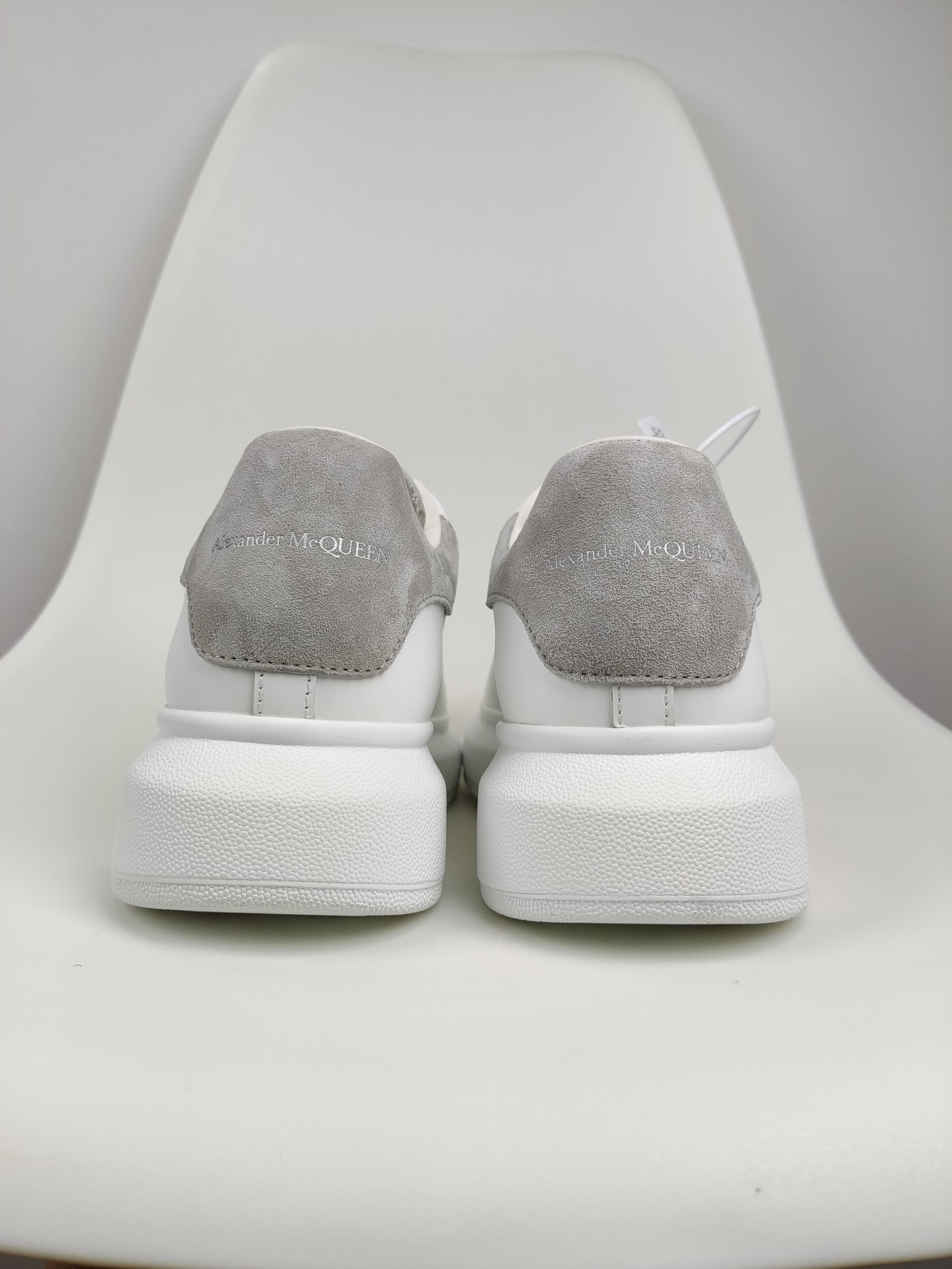 Alexander Mcqueen -047shores