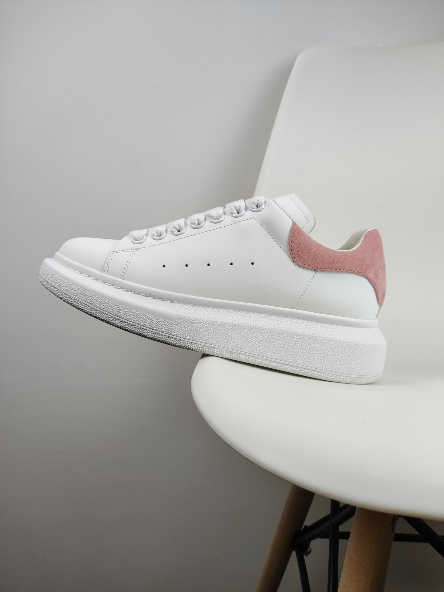 Alexander Mcqueen -049shores