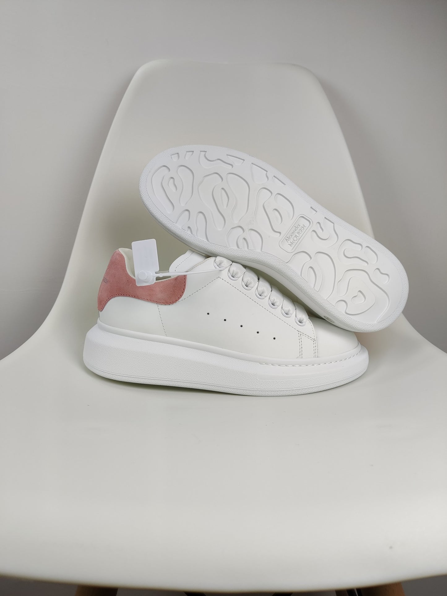 Alexander Mcqueen -049shores