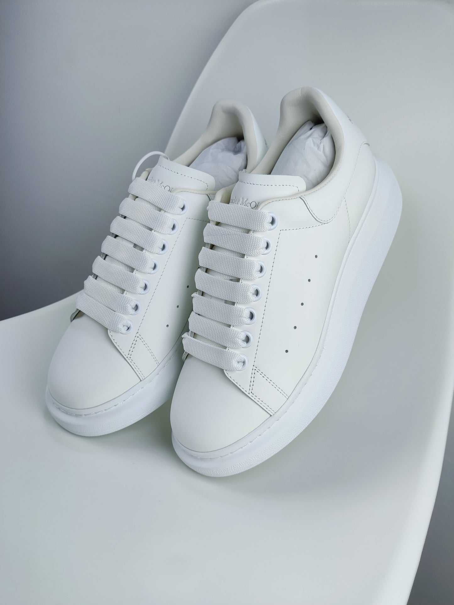 Alexander Mcqueen -051shores