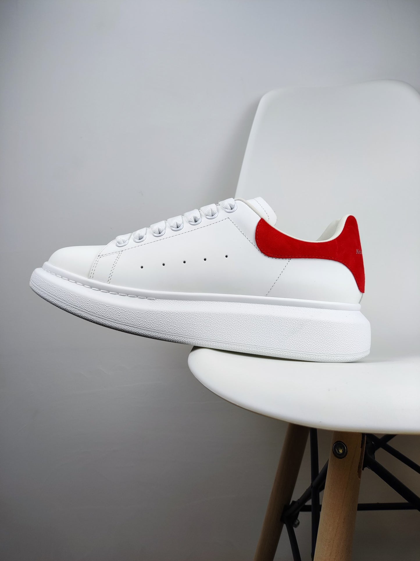 Alexander Mcqueen -052shores