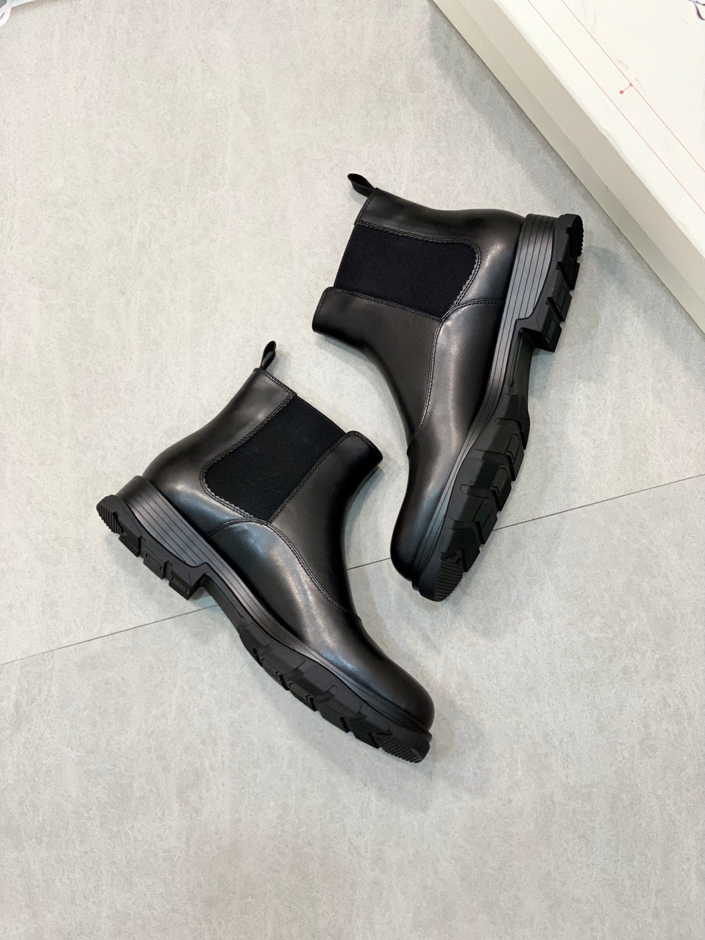 Alexander Mcqueen -054shores