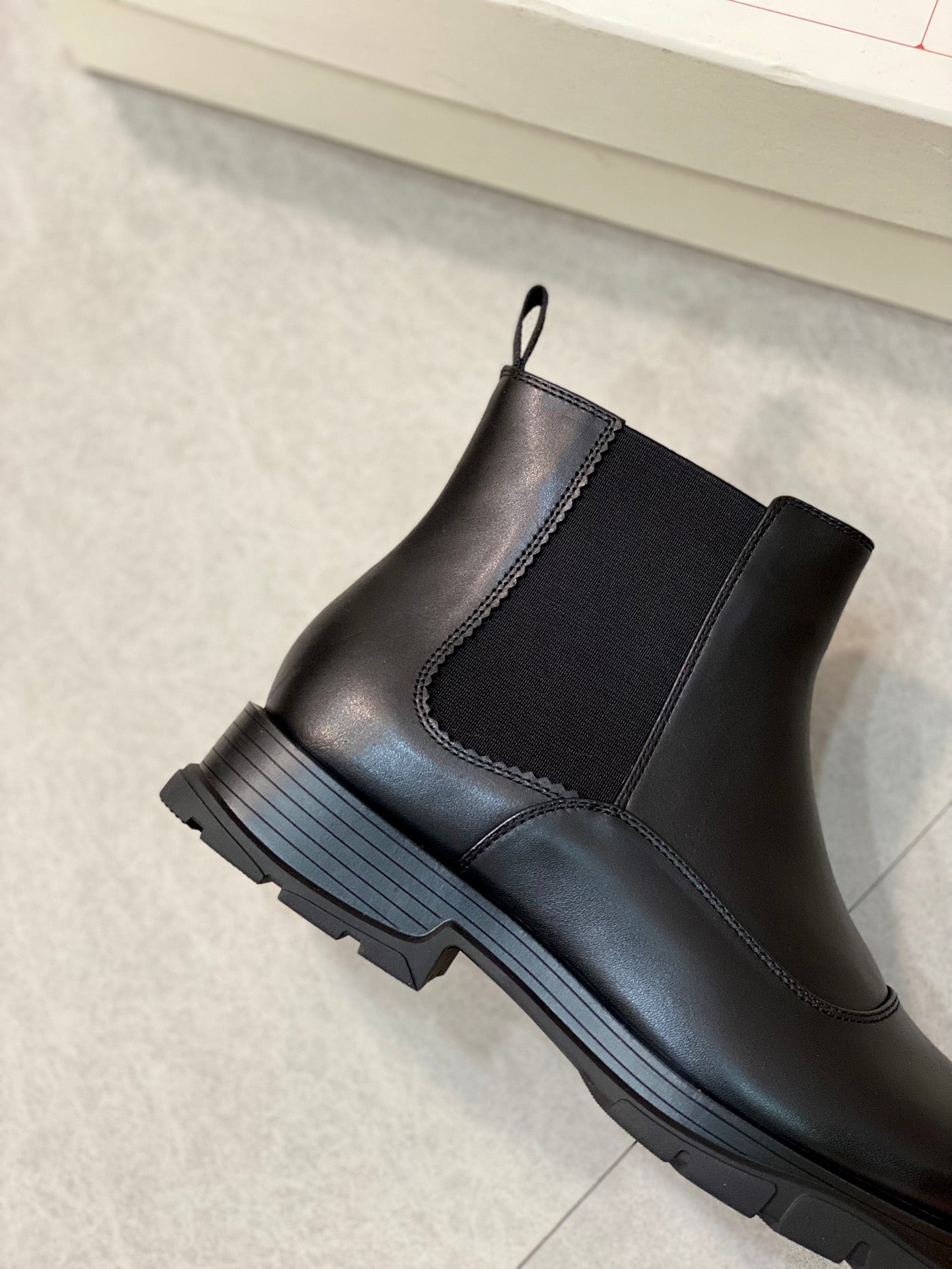 Alexander Mcqueen -054shores