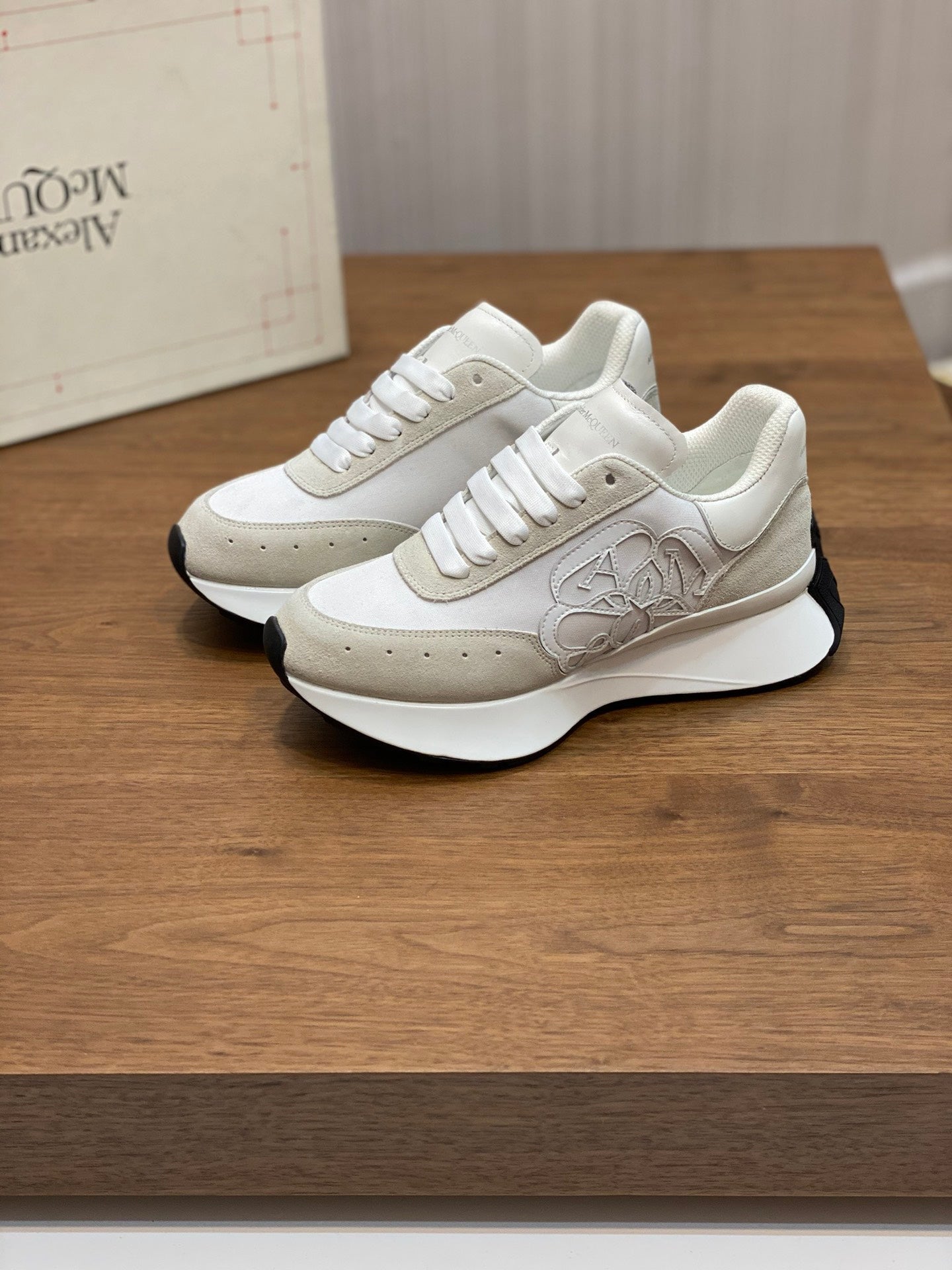 Alexander Mcqueen -061shores