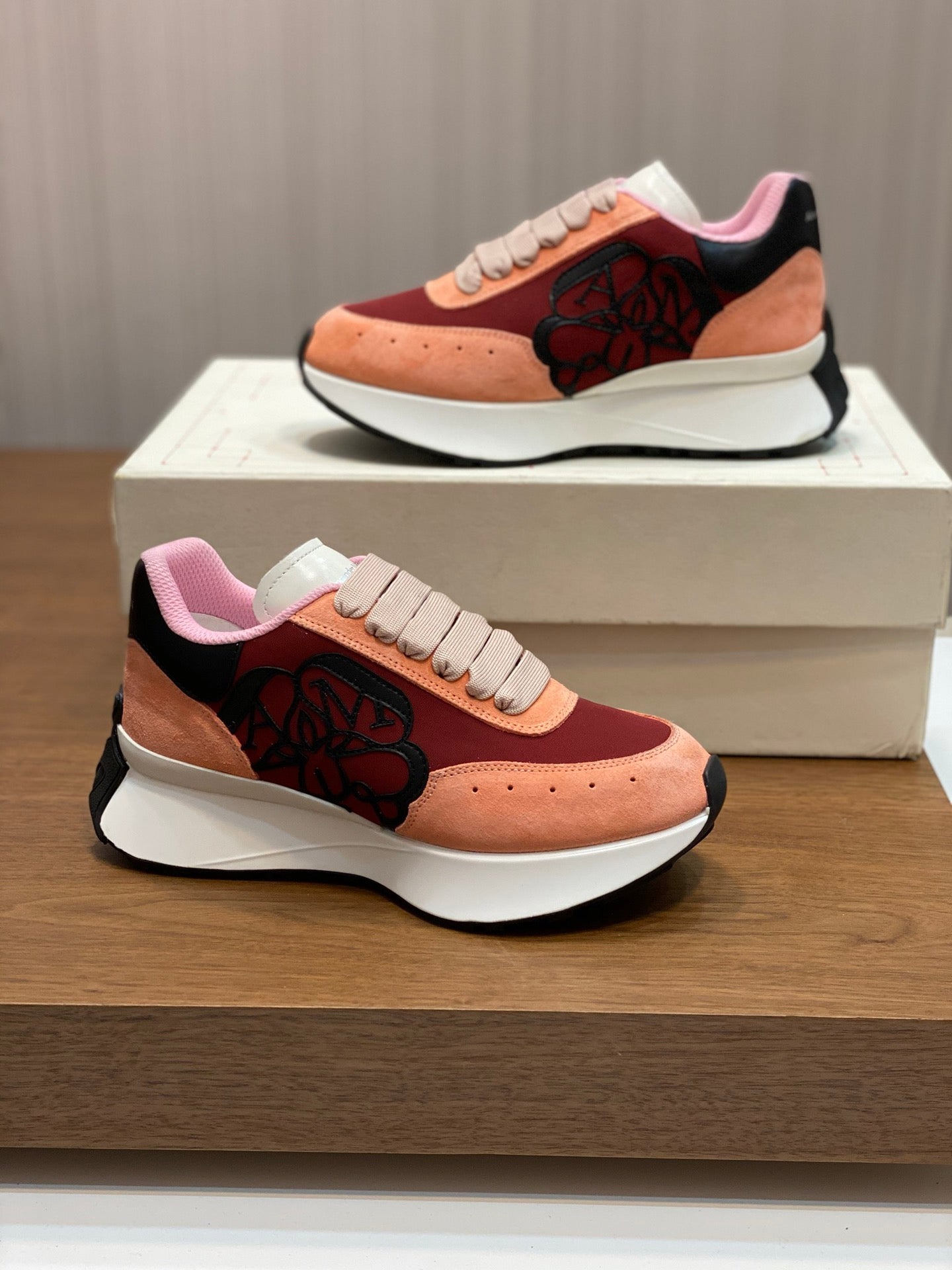 Alexander Mcqueen -062shores