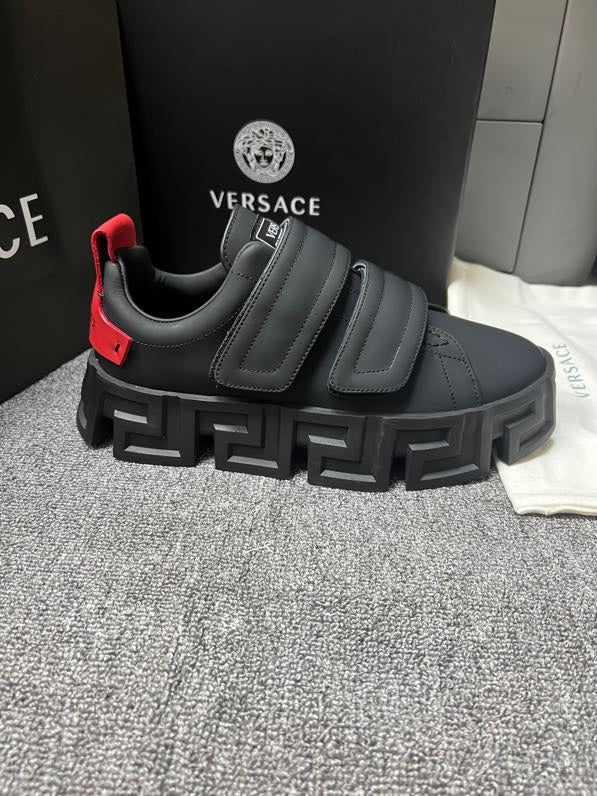 VERSACE-015Shoes