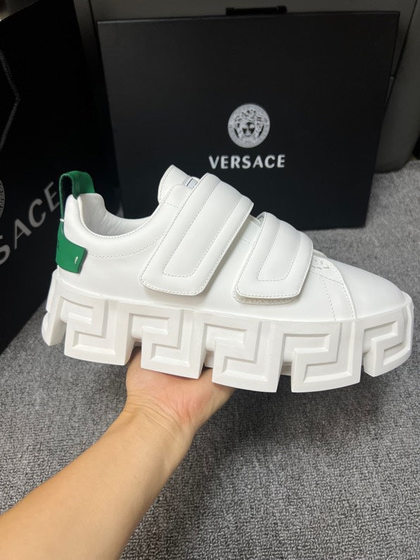 VERSACE-017Shoes