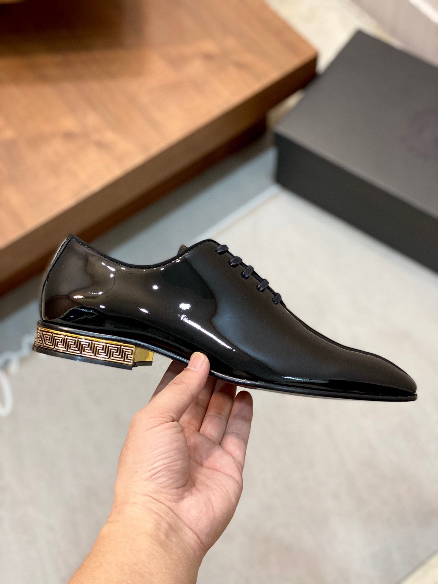 VERSACE-030Shoes