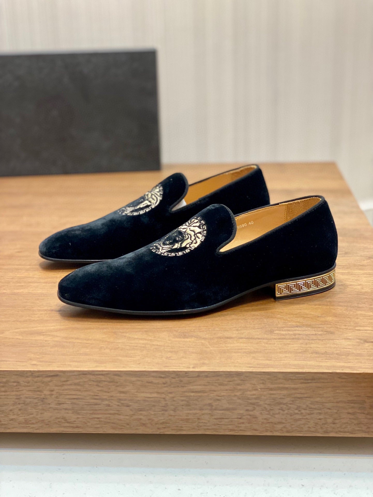 VERSACE-033Shoes
