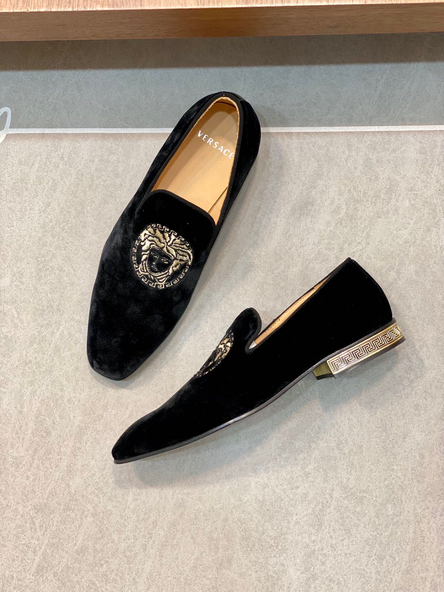 VERSACE-033Shoes