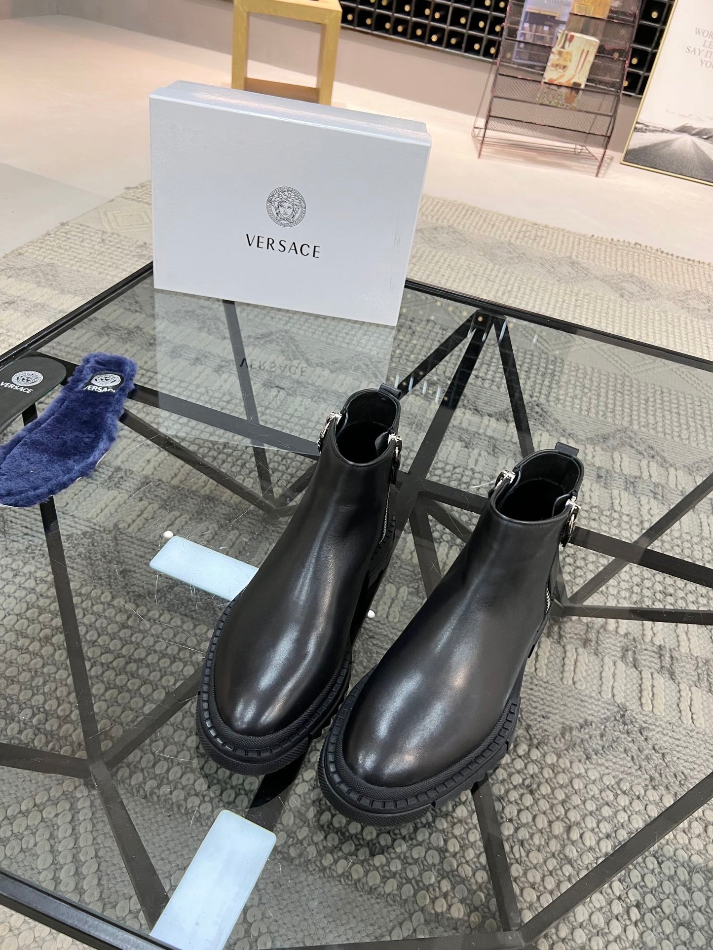 VERSACE-060Shoes