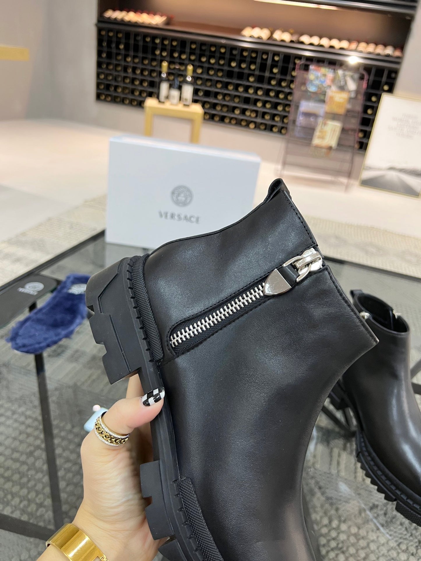 VERSACE-060Shoes