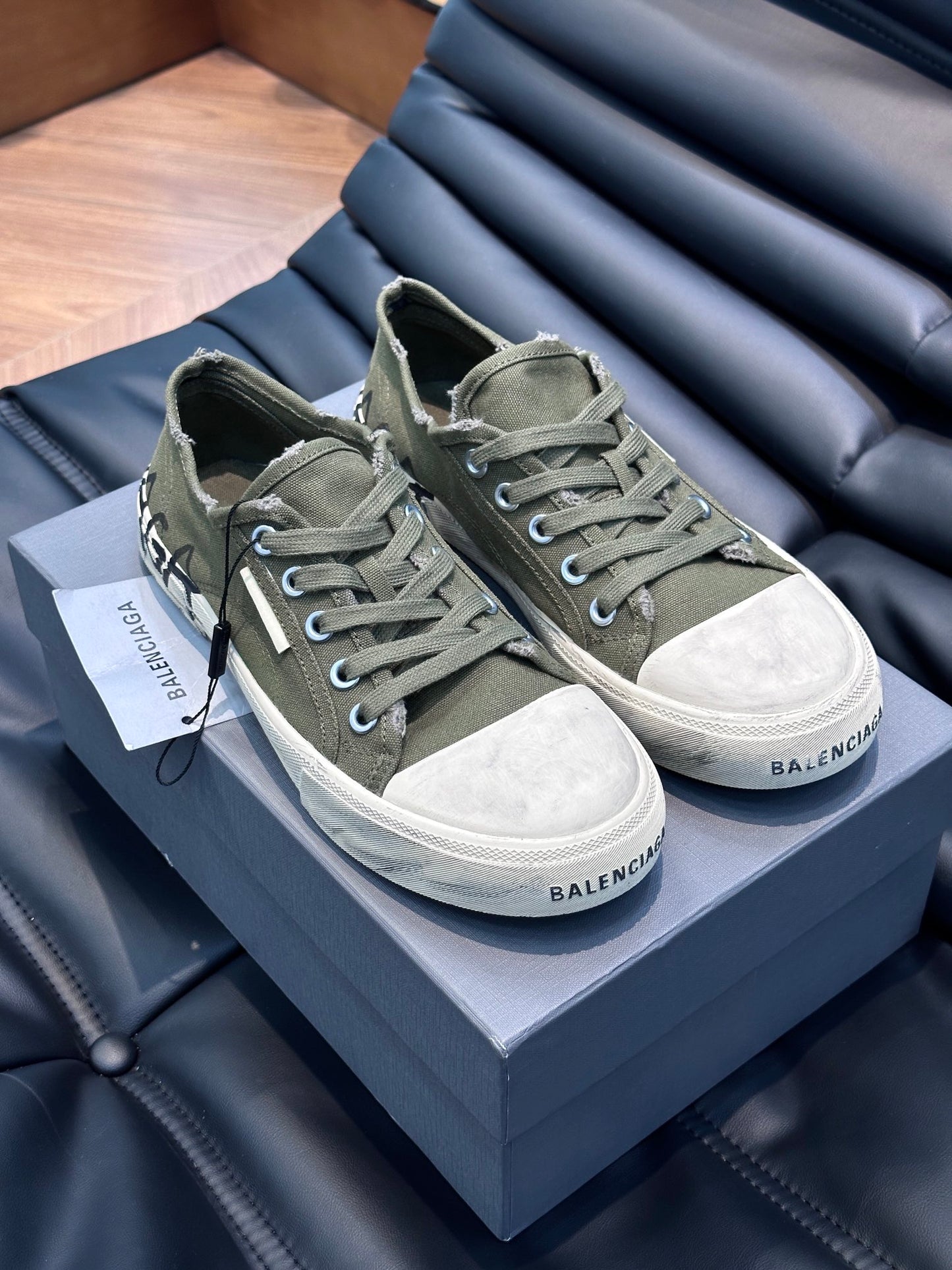 BALENCIAGA-105Shoes
