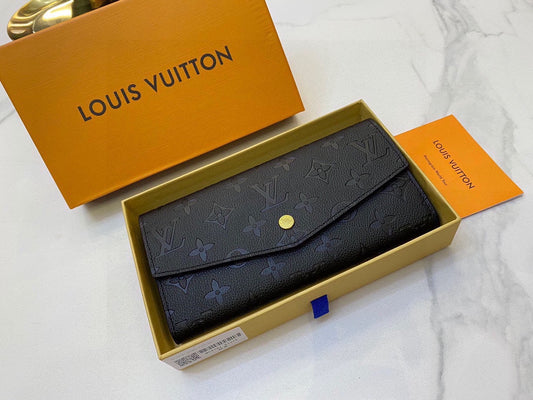 LV-001Wallet