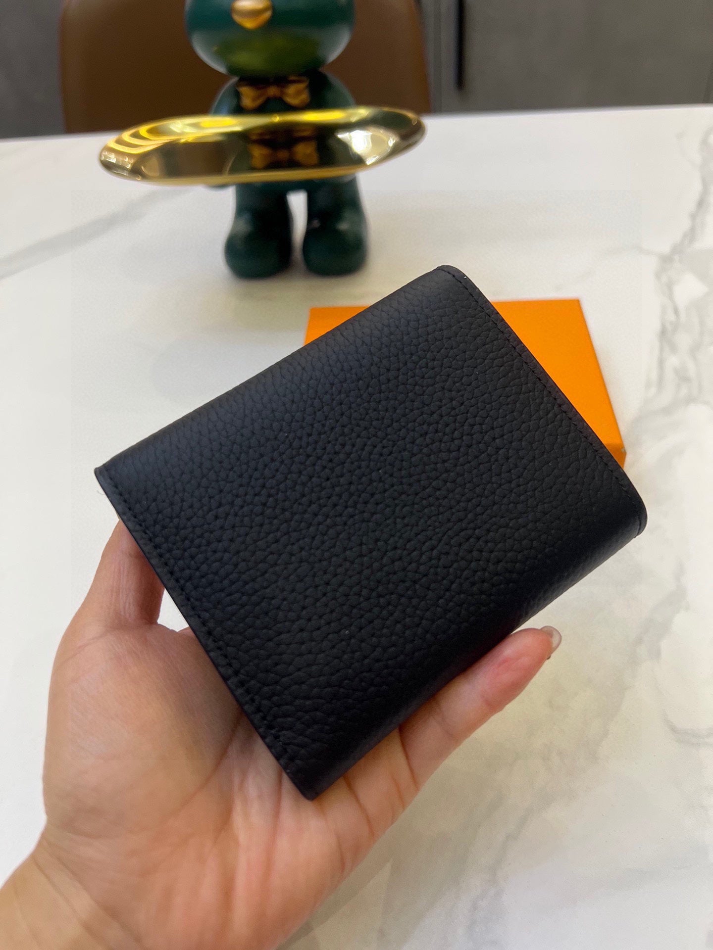 LV-002Wallet