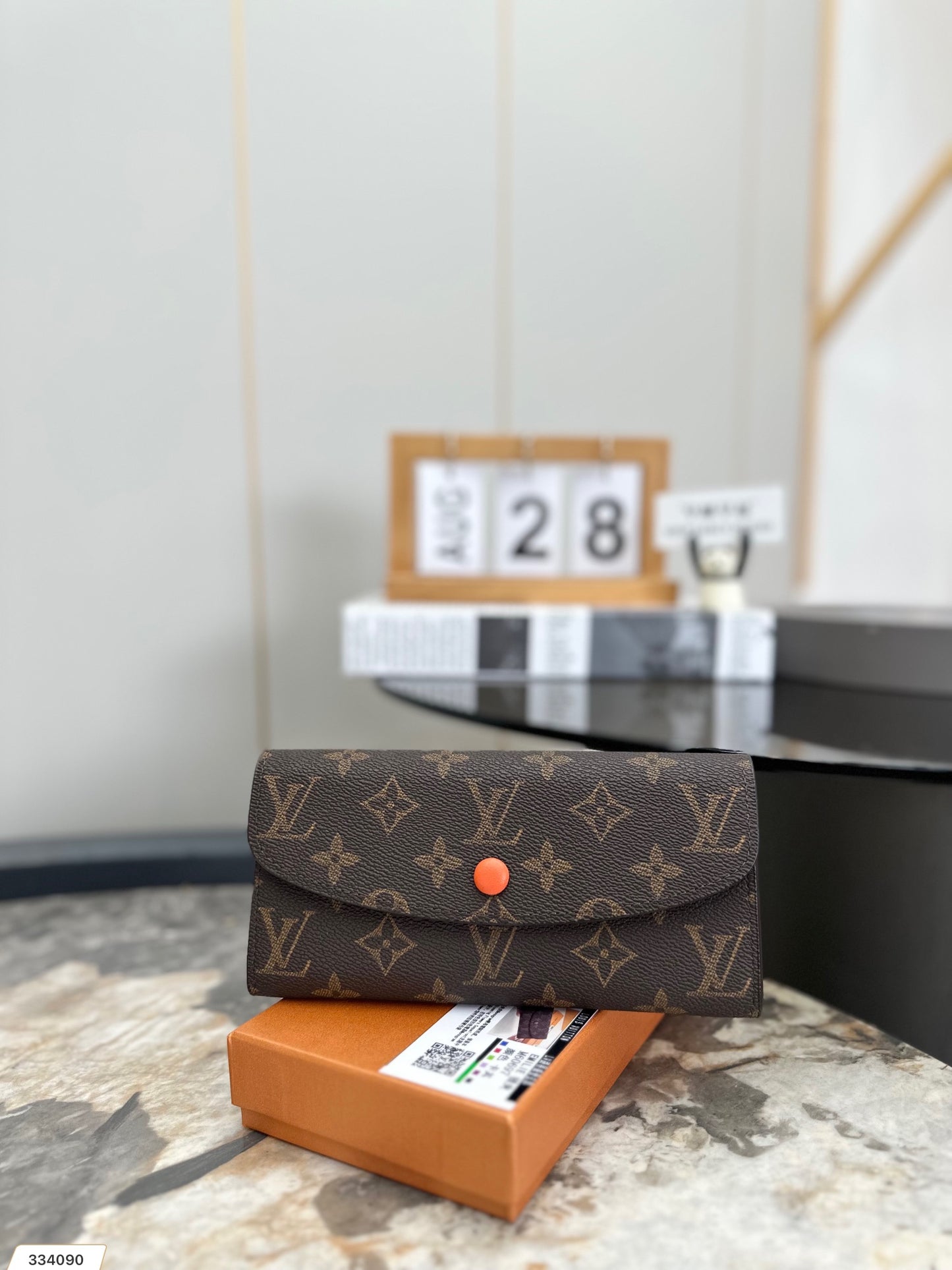 LV-008Wallet