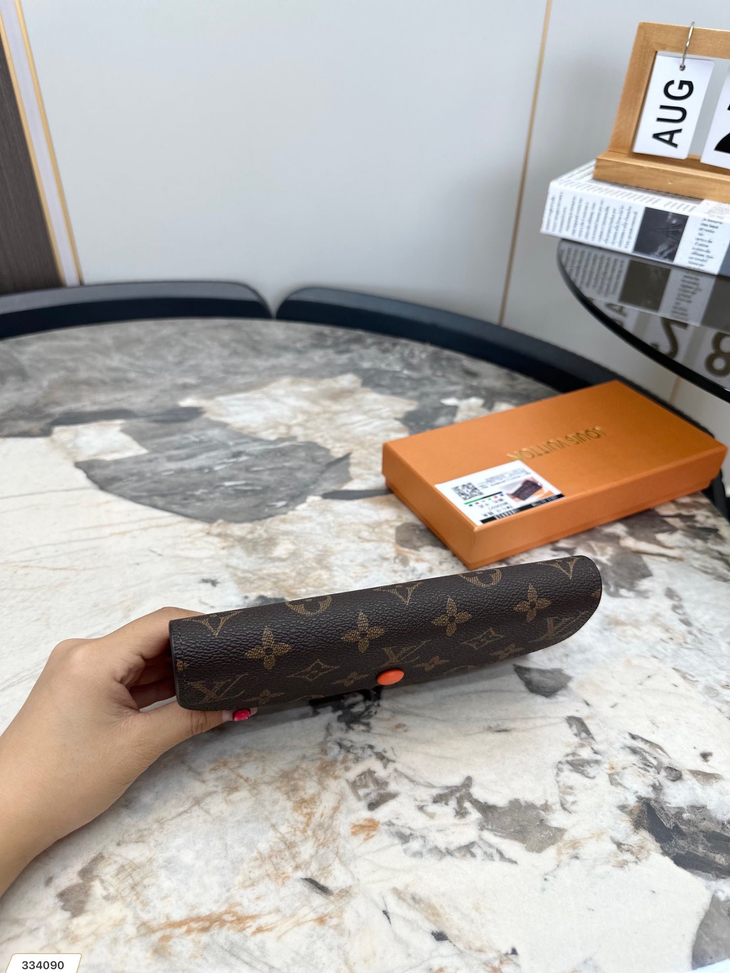 LV-008Wallet