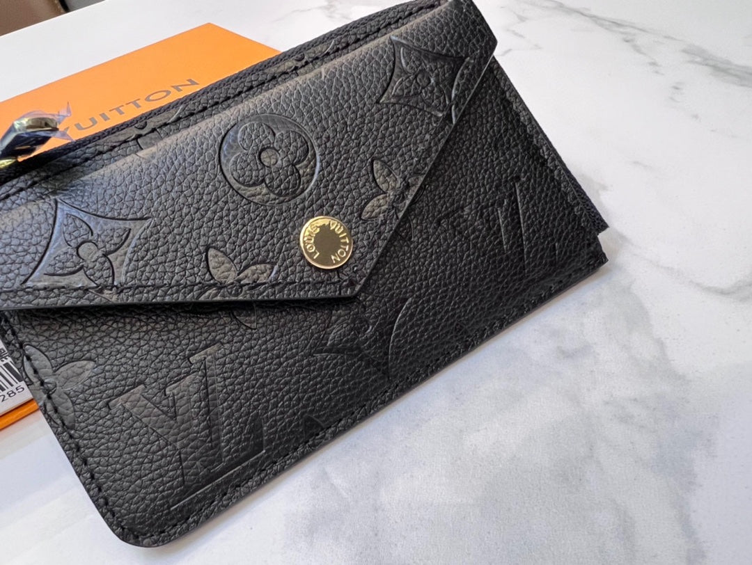 LV-011Wallet
