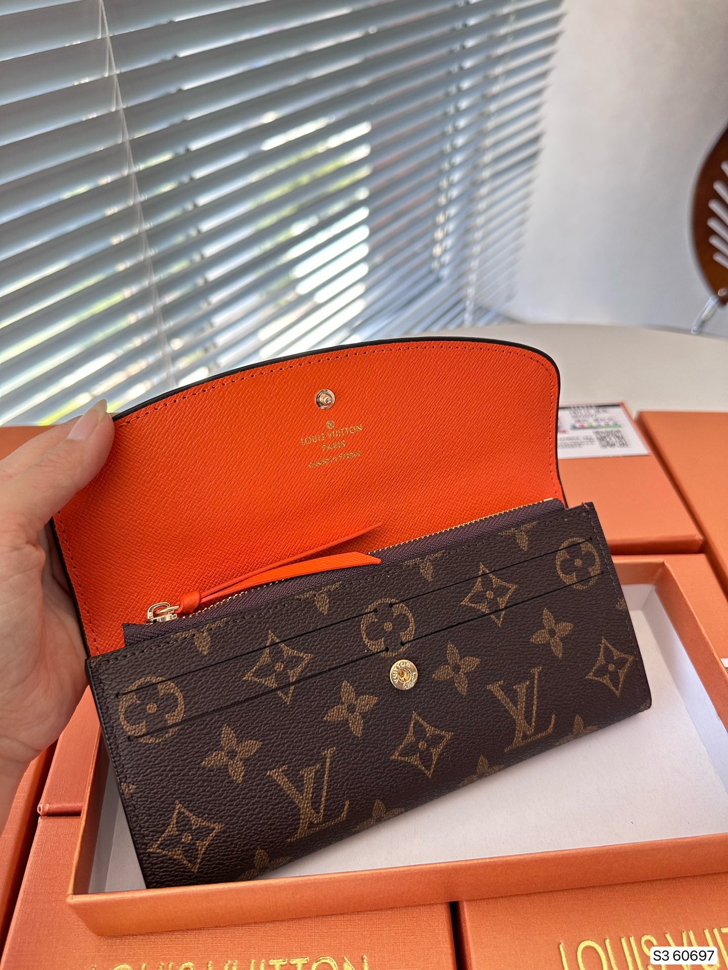 LV-014Wallet