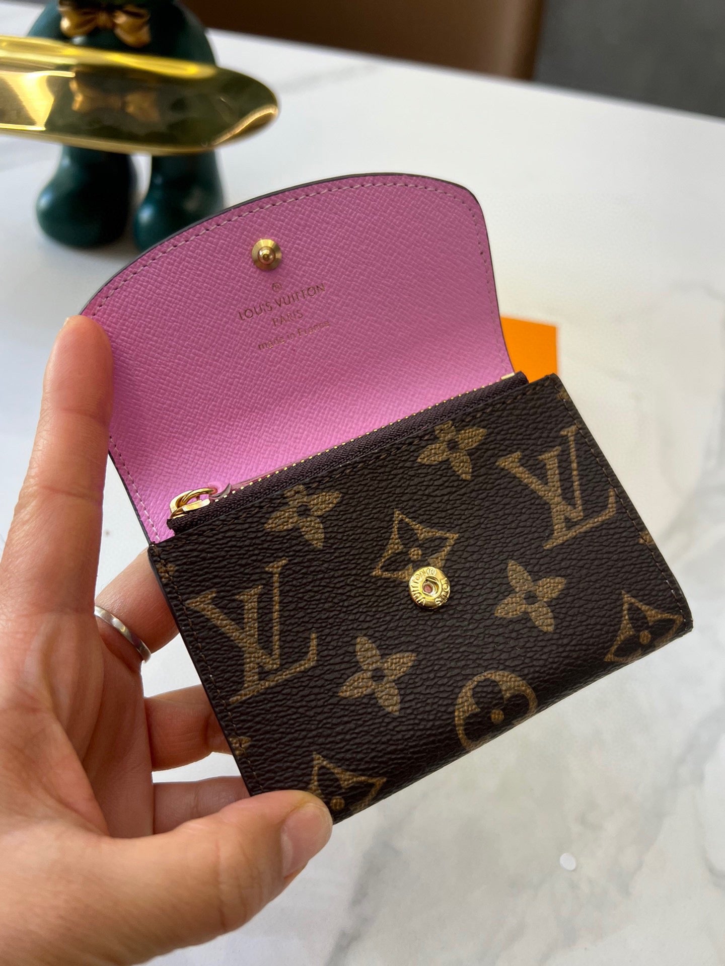 LV-017Wallet
