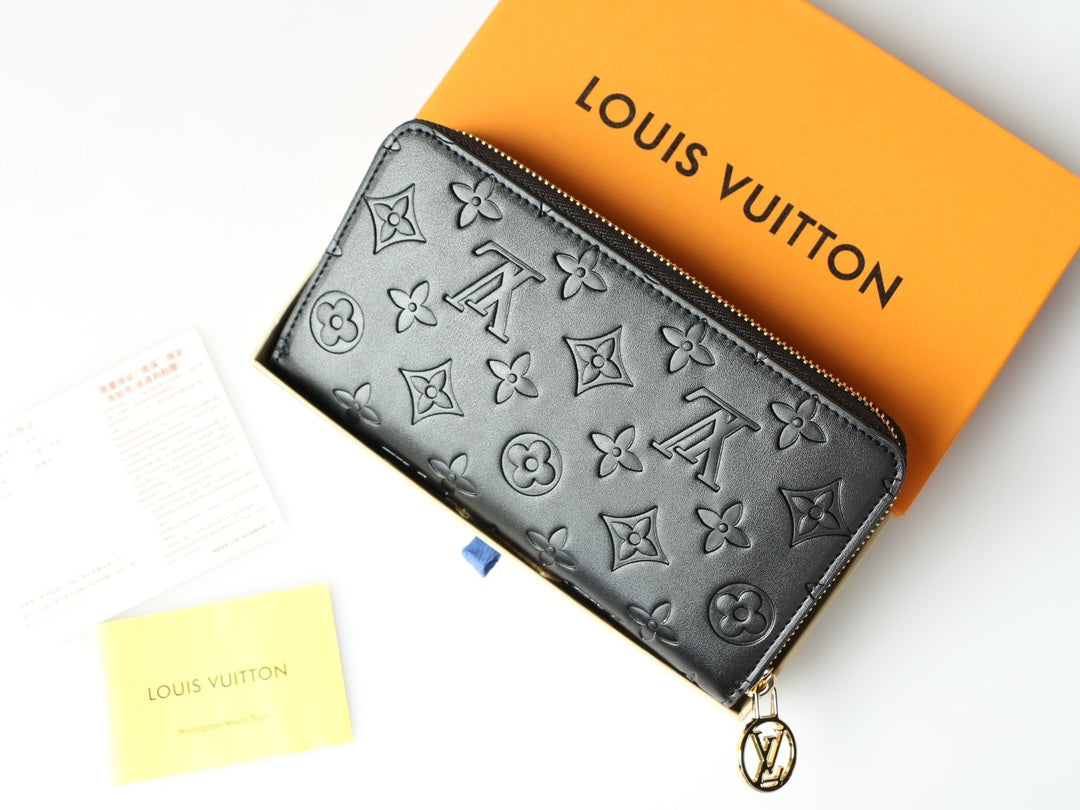 LV-018Wallet