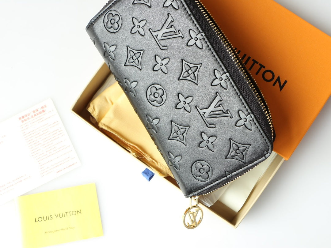 LV-018Wallet