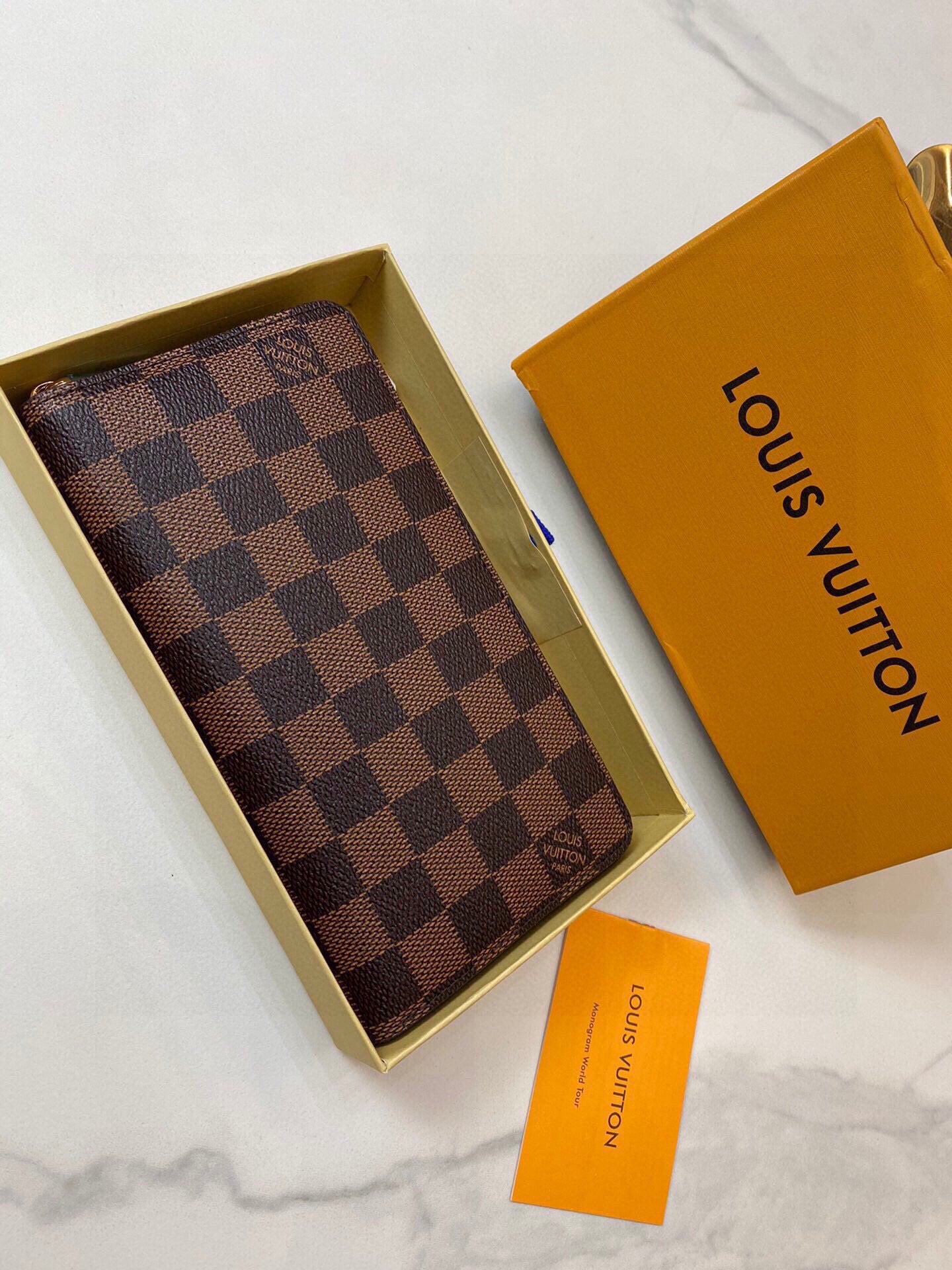 LV-023Wallet