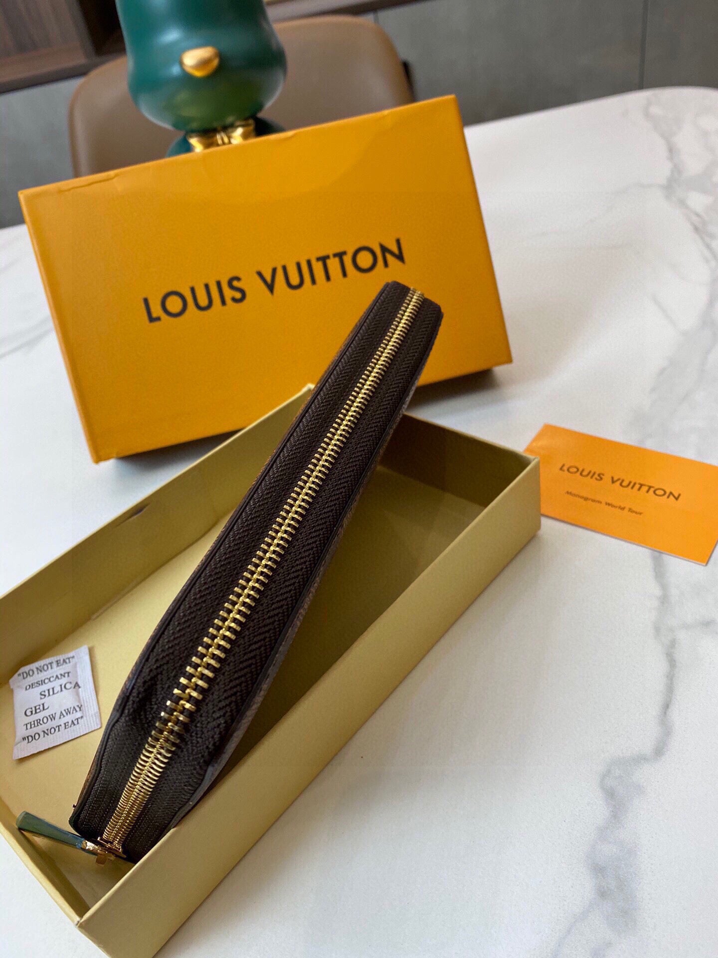 LV-023Wallet