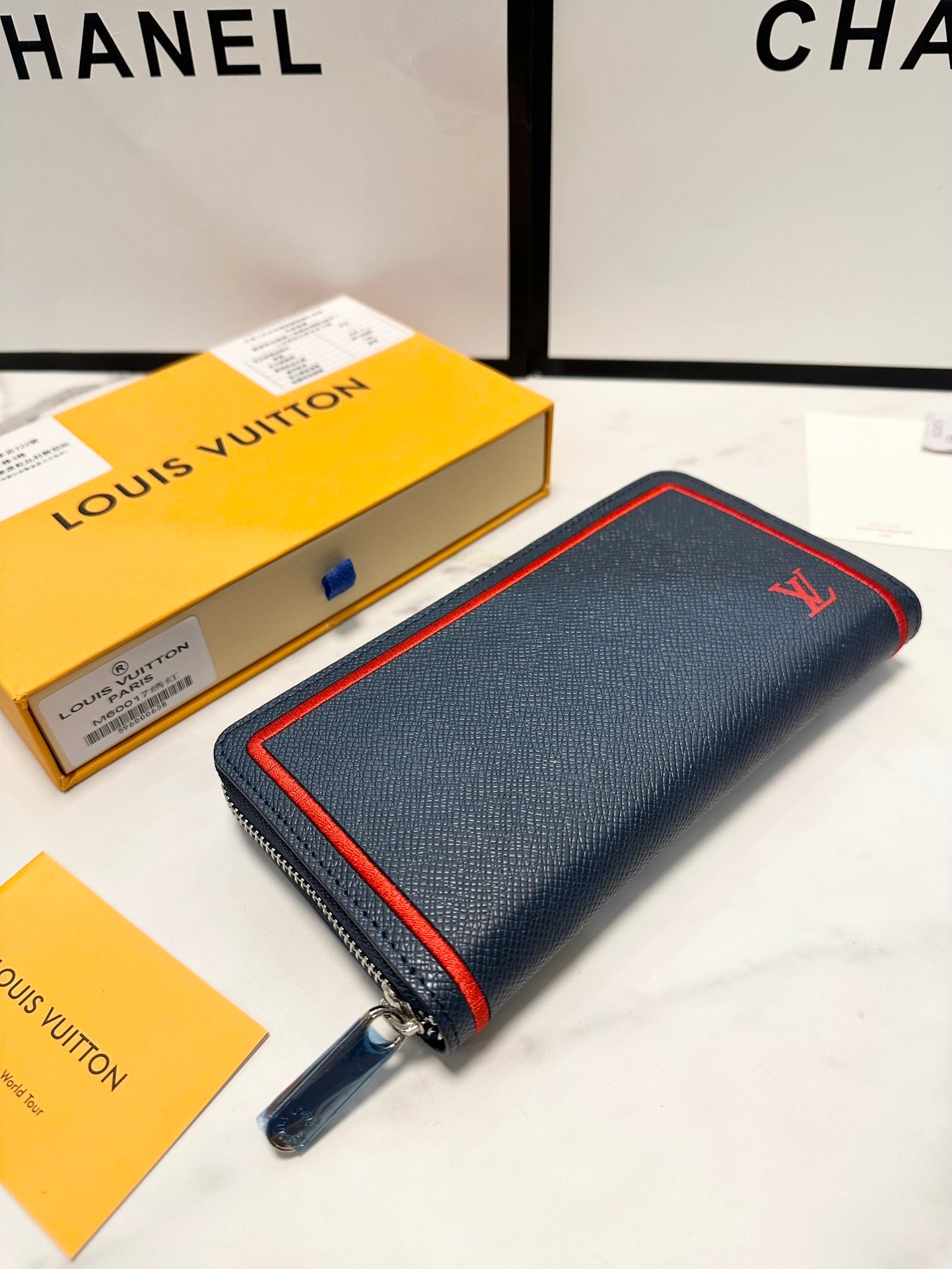 LV-028Wallet