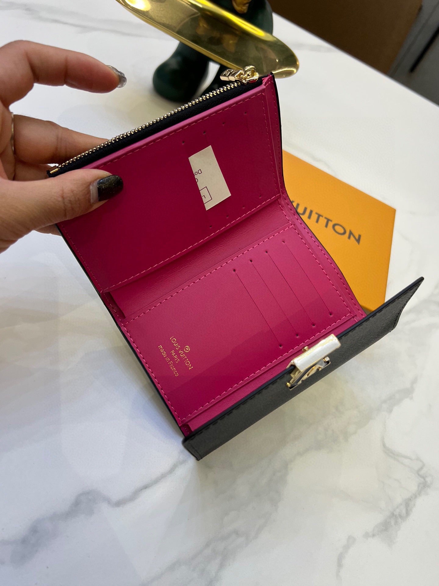 LV-029Wallet
