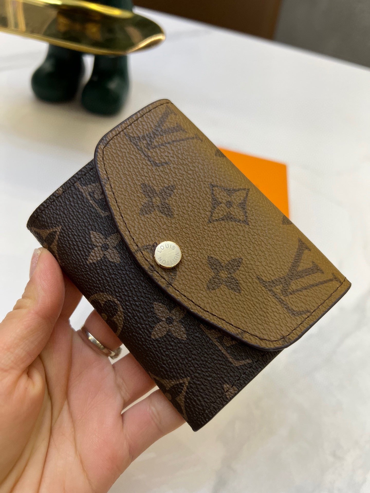 LV-032Wallet