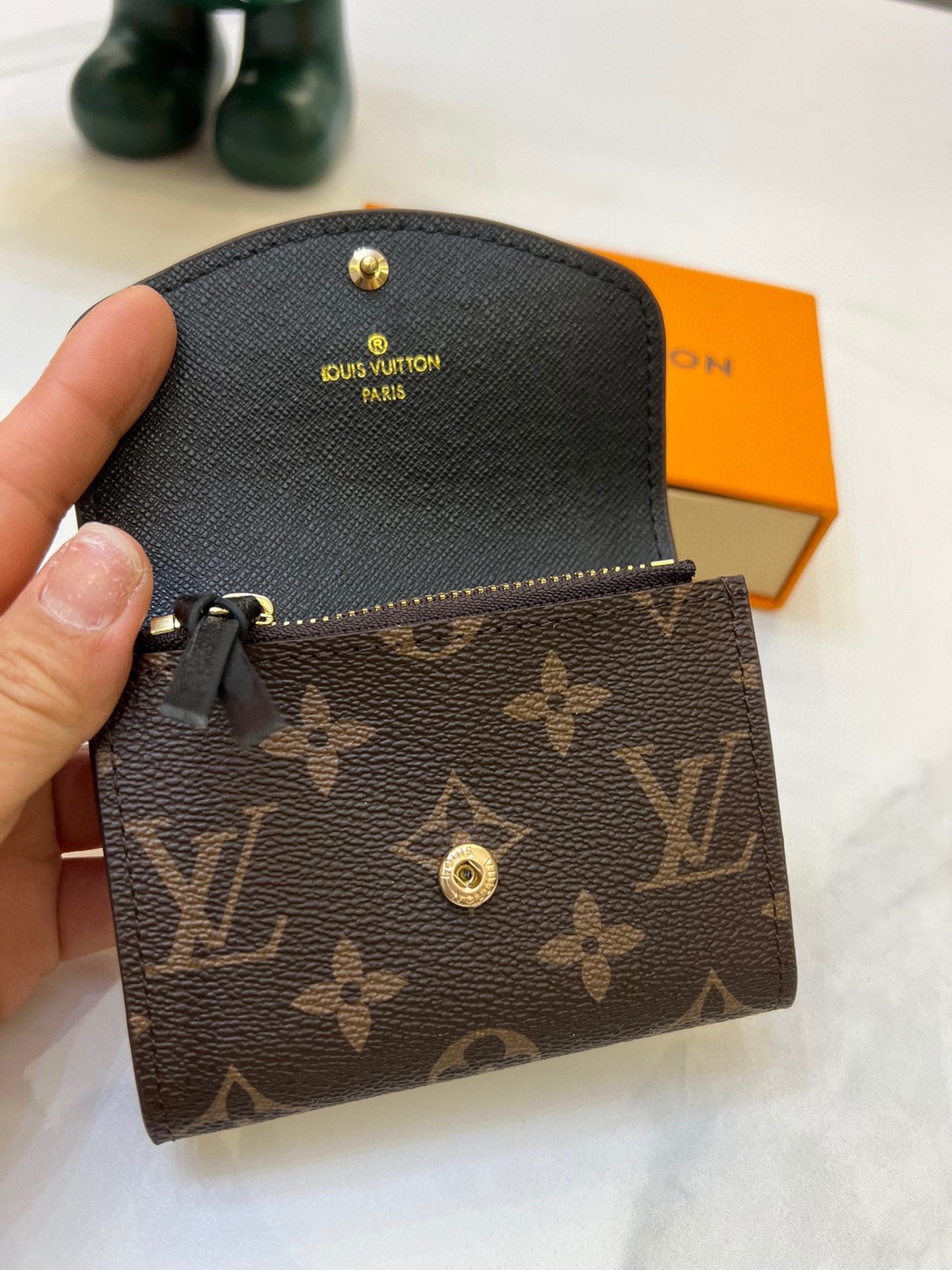 LV-032Wallet