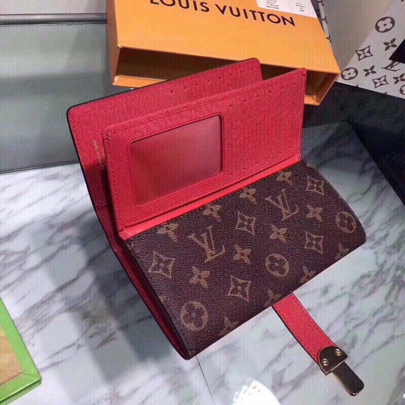 LV-034Wallet