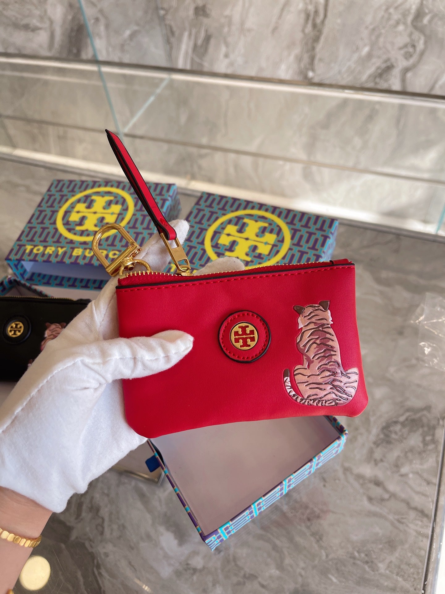 TB-001Wallet