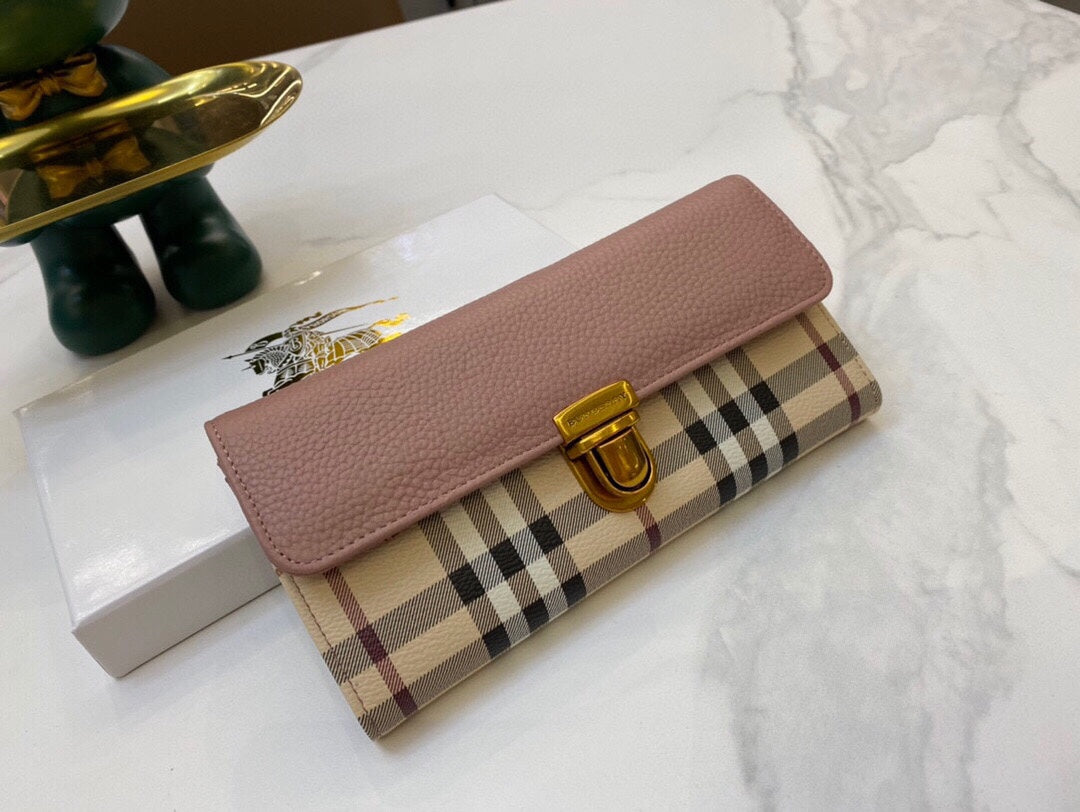 Bureberry-001Wallet