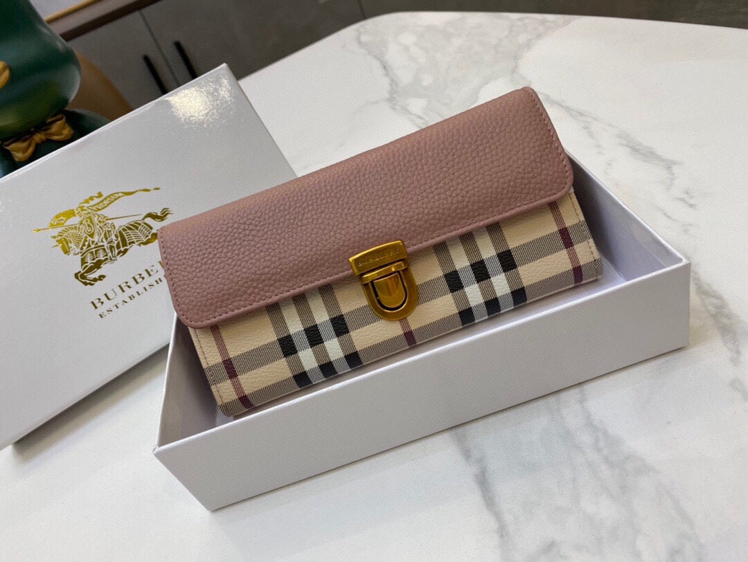 Bureberry-001Wallet