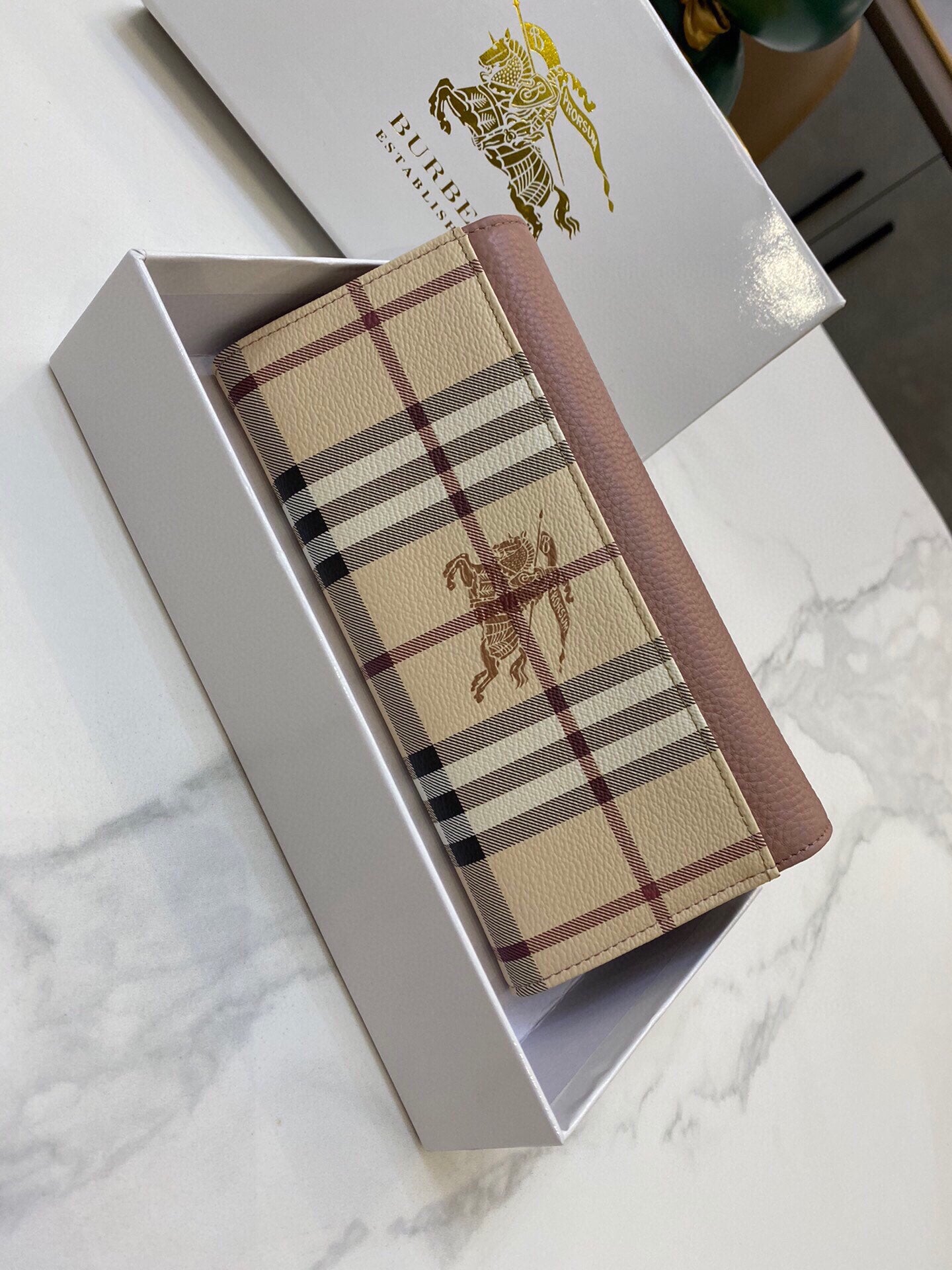 Bureberry-001Wallet