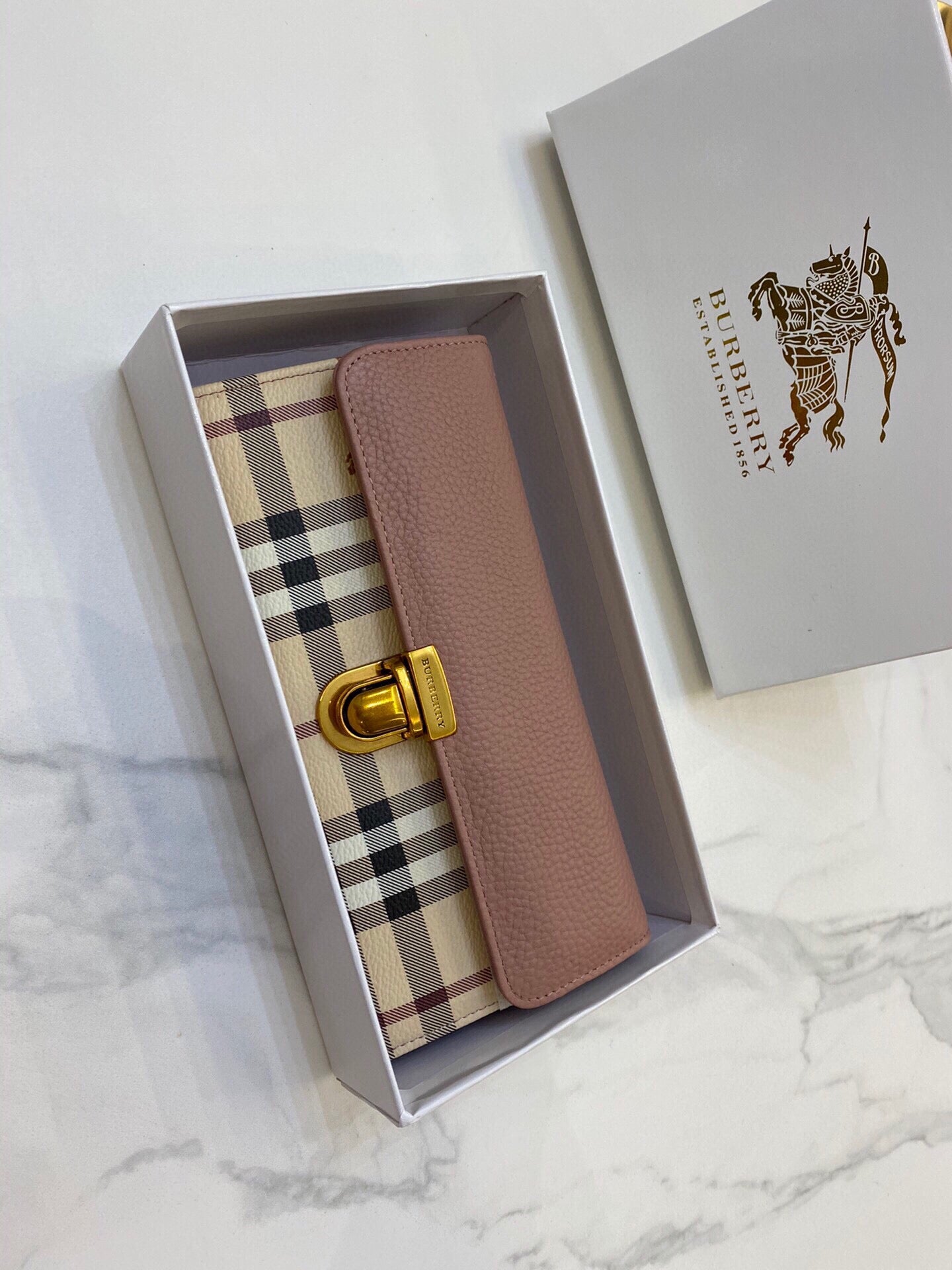 Bureberry-001Wallet