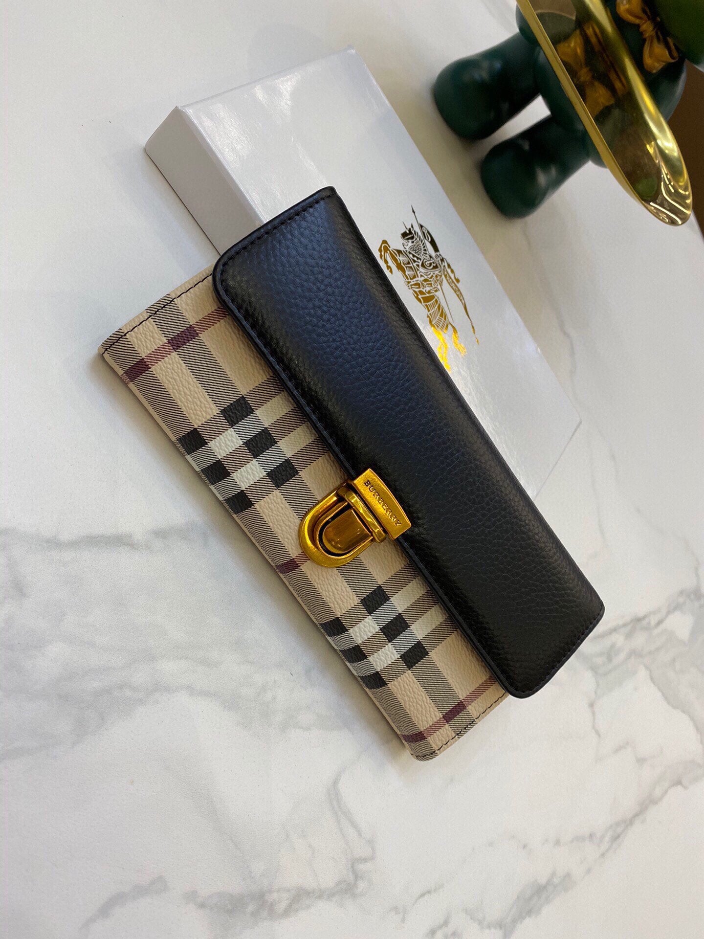 Bureberry-002Wallet