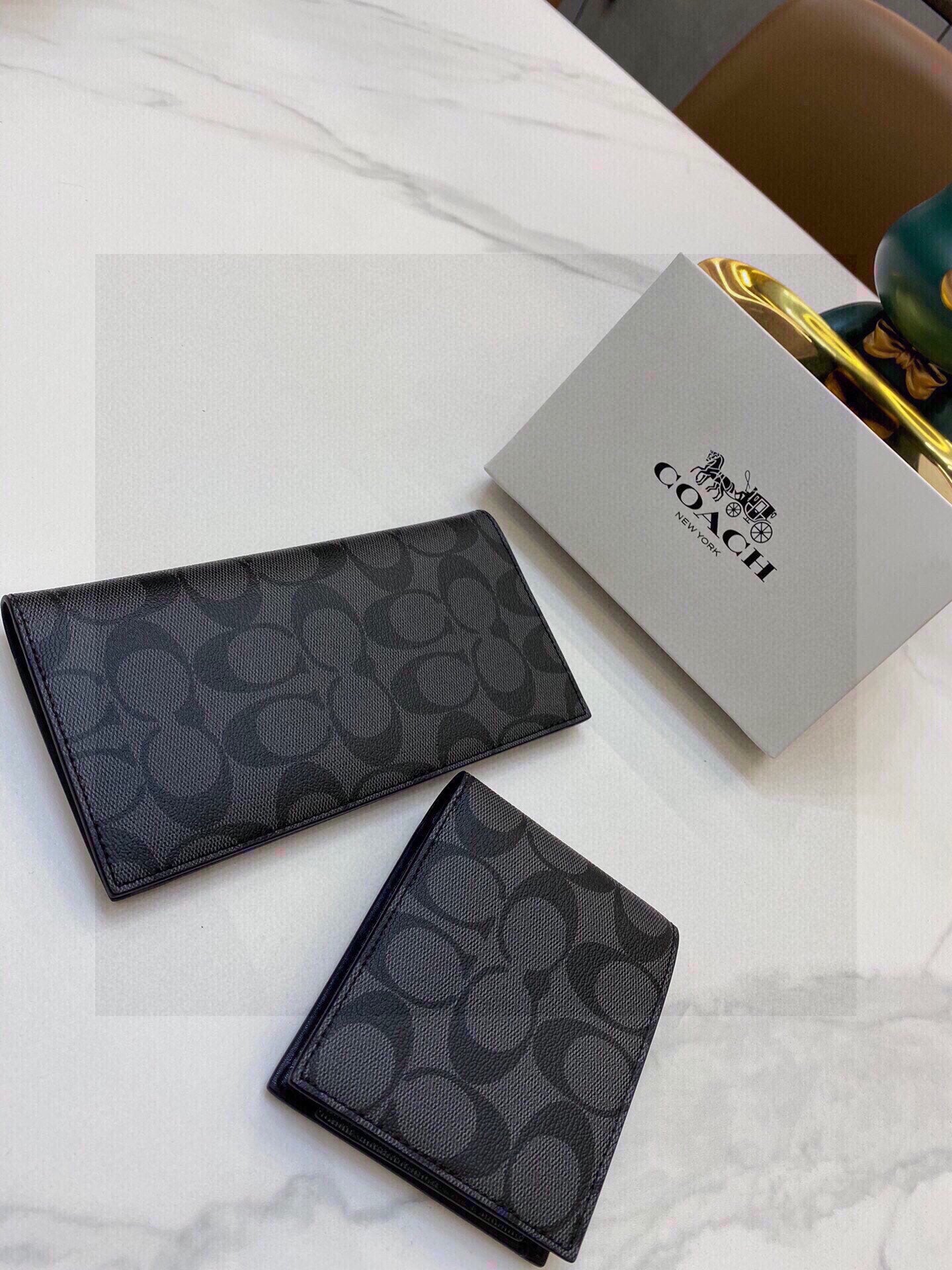 COACH-002Wallet