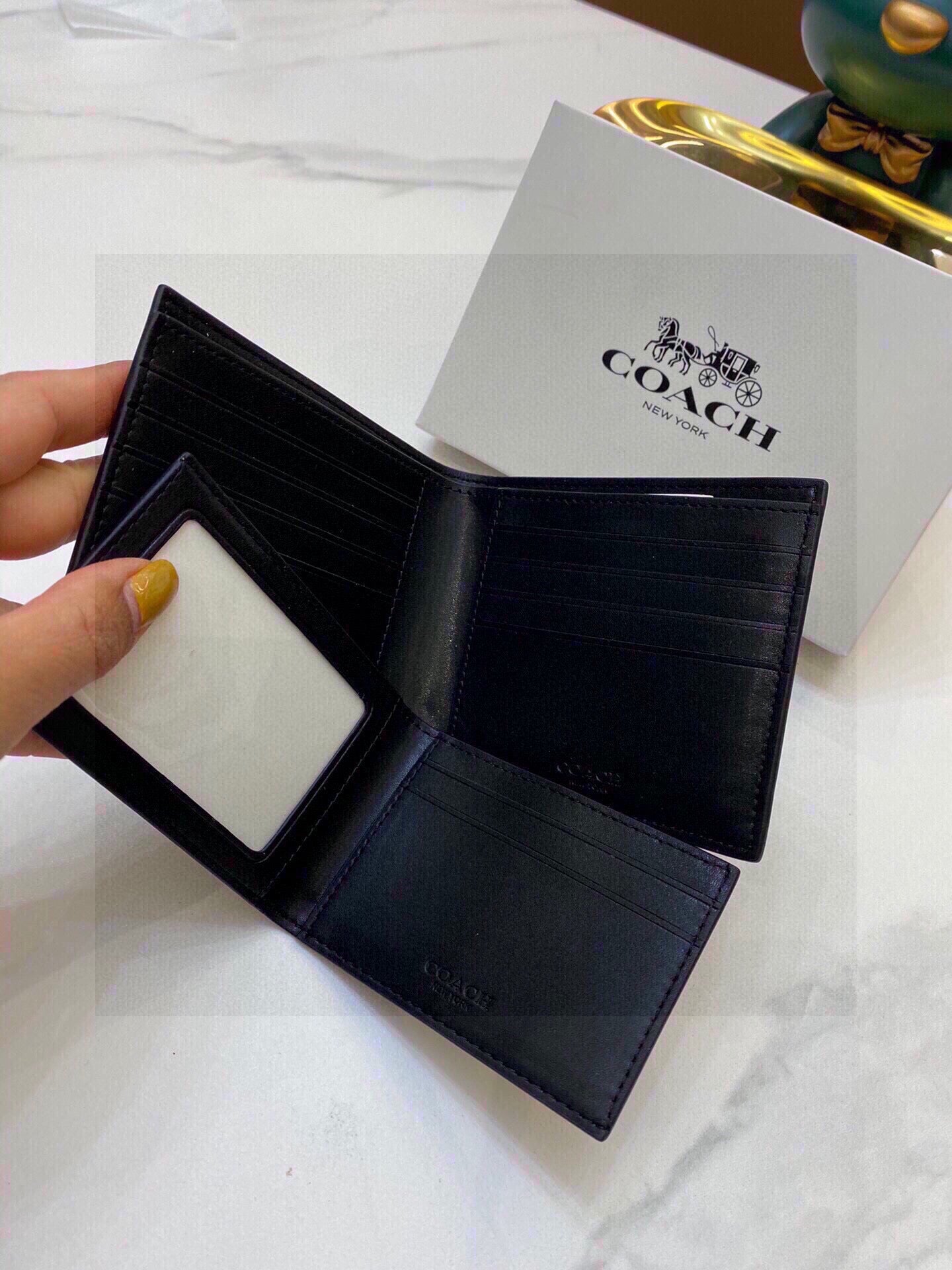 COACH-002Wallet